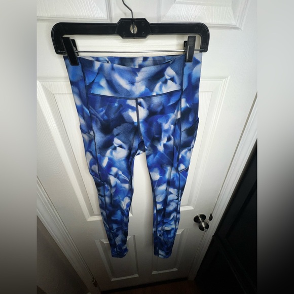 Lululemon Speed Up Tight Size 6 Blush Blossom Alpine White Midnight Navy S - Picture 6 of 16